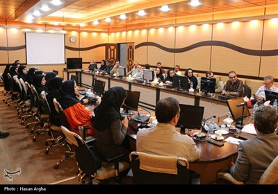 نشست خبری فرماندار زنجان با اصحاب رسانه