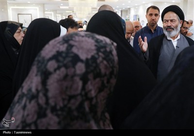 دیدار صمیمی سرپرست حجاج ایرانی با زائران کشورمان در مکه مکرمه