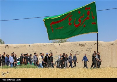 مراسم تشییع و خاکسپاری شهید کربلایی علیرضا اسماعیلی در روستای تمندگان واقع در شهر پیربکران از توابع شهرستان فلاورجان اصفهان