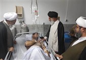 عیادت نماینده ولیفقیه در خوزستان از جانبازان جنگ رژیم صهیونی علیه ایران اسلامی