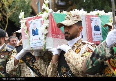 تشییع پرشکوه پیکر شهید امیر سرتیپ دوم علی پیری جناقرد در اردبیل