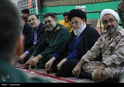 دیدار و گفت‌وگوی مسئولان یزد با بسیجیان فهادان و چاه ملکی
