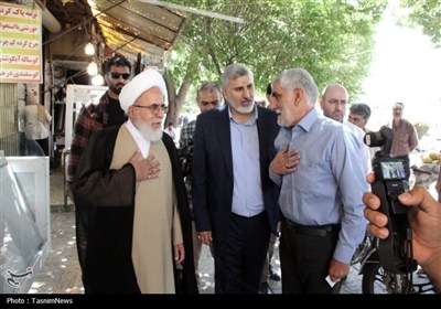 حضور امام جمعه کرمانشاه در میان بازارریان