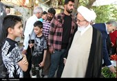 حضور امام جمعه کرمانشاه در میان بازارریان