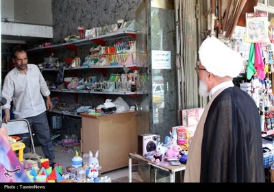 حضور امام جمعه کرمانشاه در میان بازارریان
