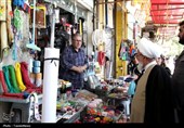 حضور امام جمعه کرمانشاه در میان بازارریان
