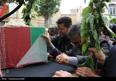 تشییع پرشکوه پیکر شهید امیر سرتیپ دوم علی پیری جناقرد در اردبیل