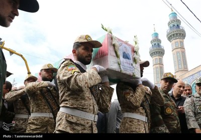 تشییع پرشکوه پیکر شهید امیر سرتیپ دوم علی پیری جناقرد در اردبیل