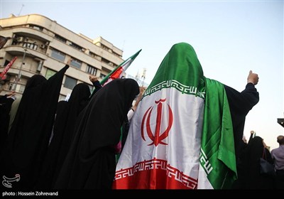 تجمع مردمی در محکومیت تجاوز آمریکا