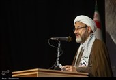 وحدت ملی و تبعیت از مقام معظم رهبری رمز عبور از بحرانهای بینالمللی است