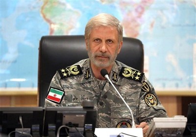 فرمانده ارتش: آمریکا پاسخ قاطعانه‌ای دریافت می‌کند
