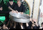 آیین طشت گذاری مسجد جامع اردبیل به روایت تصویر