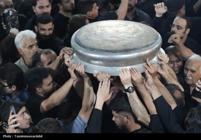 آیین طشت گذاری مسجد جامع اردبیل به روایت تصویر