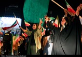 شادی مردم تهران پس از پاسخ کوبنده نیروهای مسلح به آمریکا