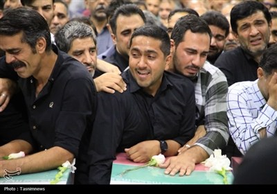 وداع با شهدای حمله تروریستی رژیم صهیونیستی در یزد