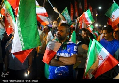 فرحة عارمة فی شوارع طهران عقب الردّ الحاسم للقوات المسلحة الإیرانیة على العدوان الأمیرکی