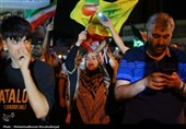 فرحة عارمة فی شوارع طهران عقب الردّ الحاسم للقوات المسلحة الإیرانیة على العدوان الأمیرکی
