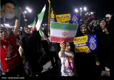 اجتماع بزرگ مردم همدان در حمایت از حمله موشکی ایران به پایگاههای نظامی امریکا
