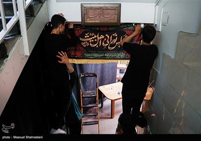 سیاه پوشان محرم