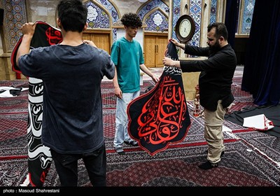 سیاه پوشان محرم