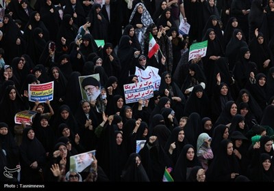 تشییع باشکوه شهدای نبرد با اسرائیل در قم