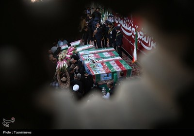 تشییع باشکوه شهدای نبرد با اسرائیل در قم