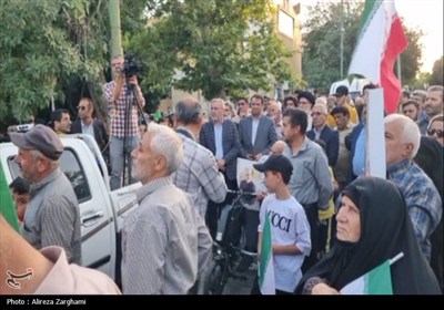 اجتماع مردم قزوین در حمایت از نیروهای مسلح