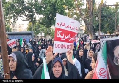 اجتماع مردم قزوین در حمایت از نیروهای مسلح