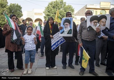 اجتماع مردم کرمانشاه در حمایت از نیروهای مسلح و عملیات بشارت فتح