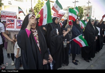 اجتماع مردم کرمانشاه در حمایت از نیروهای مسلح و عملیات بشارت فتح
