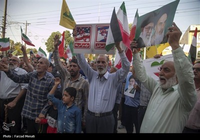اجتماع مردم کرمانشاه در حمایت از نیروهای مسلح و عملیات بشارت فتح