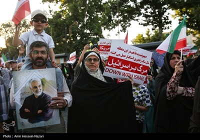 اجتماع مردم قزوین در حمایت از نیروهای مسلح و عملیات بشارت فتح