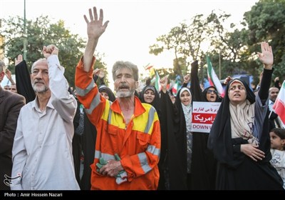 اجتماع مردم قزوین در حمایت از نیروهای مسلح و عملیات بشارت فتح