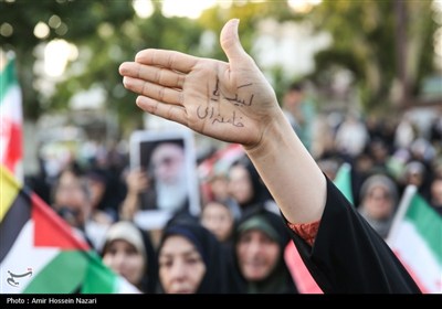 اجتماع مردم قزوین در حمایت از نیروهای مسلح و عملیات بشارت فتح