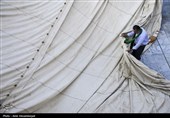 آئین سنتی برافراشتن خیمه عزای سیدالشهدا (ع) در  چهل اختران قم