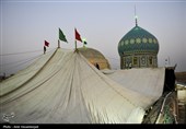 آئین سنتی برافراشتن خیمه عزای سیدالشهدا (ع) در  چهل اختران قم