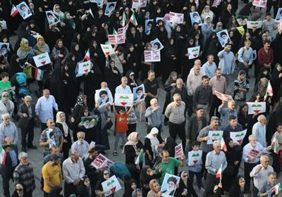 تشكر،همدان،مسلح،ايران،ايمان،رهبري،ملت،اسلامي،تحميلي،تجمع،دشم ...