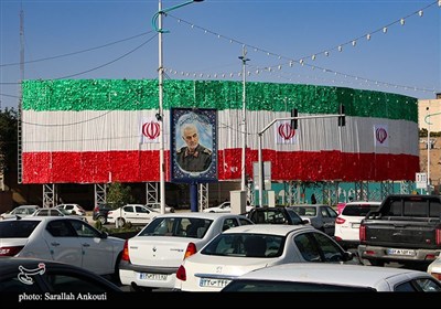 نصب بزرگ‌ترین پرچم دست‌ساز کشور در کرمان
