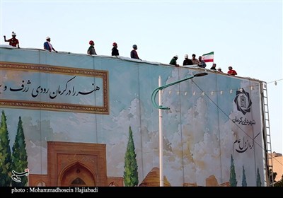 نصب بزرگ‌ترین پرچم دست‌ساز کشور در کرمان