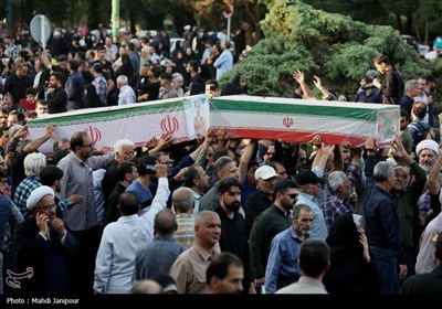 تشییع 11 شهید حمله اسرائیل در اصفهان- عکس صفحه استان تسنیم