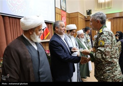 تجلیل از 10 نفر از مدافعان حریم میهن در خراسان جنوبی