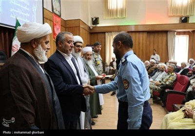 تجلیل از 10 نفر از مدافعان حریم میهن در خراسان جنوبی
