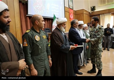 تجلیل از 10 نفر از مدافعان حریم میهن در خراسان جنوبی
