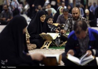 محفل تلاوت فاطمی به یاد شهدای حملات رژیم صهیونی در حرم قم