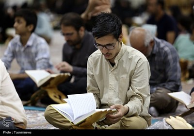 محفل تلاوت فاطمی به یاد شهدای حملات رژیم صهیونی در حرم قم