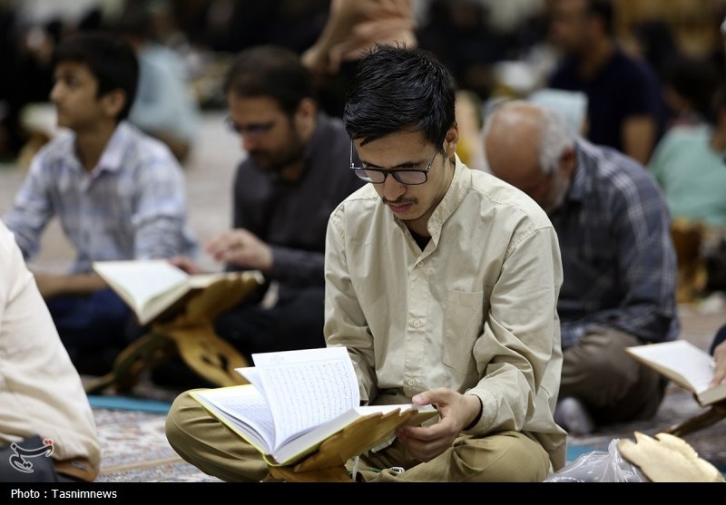 محفل تلاوت فاطمی به یاد شهدای حملات رژیم صهیونی در حرم قم- ع ...