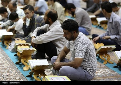 محفل تلاوت فاطمی به یاد شهدای حملات رژیم صهیونی در حرم قم- ع ...