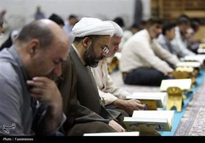 محفل تلاوت فاطمی به یاد شهدای حملات رژیم صهیونی در حرم قم