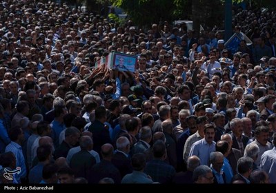 تشییع پیکر سردار شهید محمدتقی یوسفوندفرمانده حفاظت سازمان بس ...
