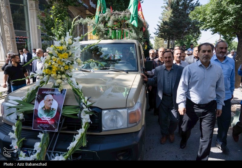 تشییع پیکر سردار شهید محمدتقی یوسفوندفرمانده حفاظت سازمان بس ...